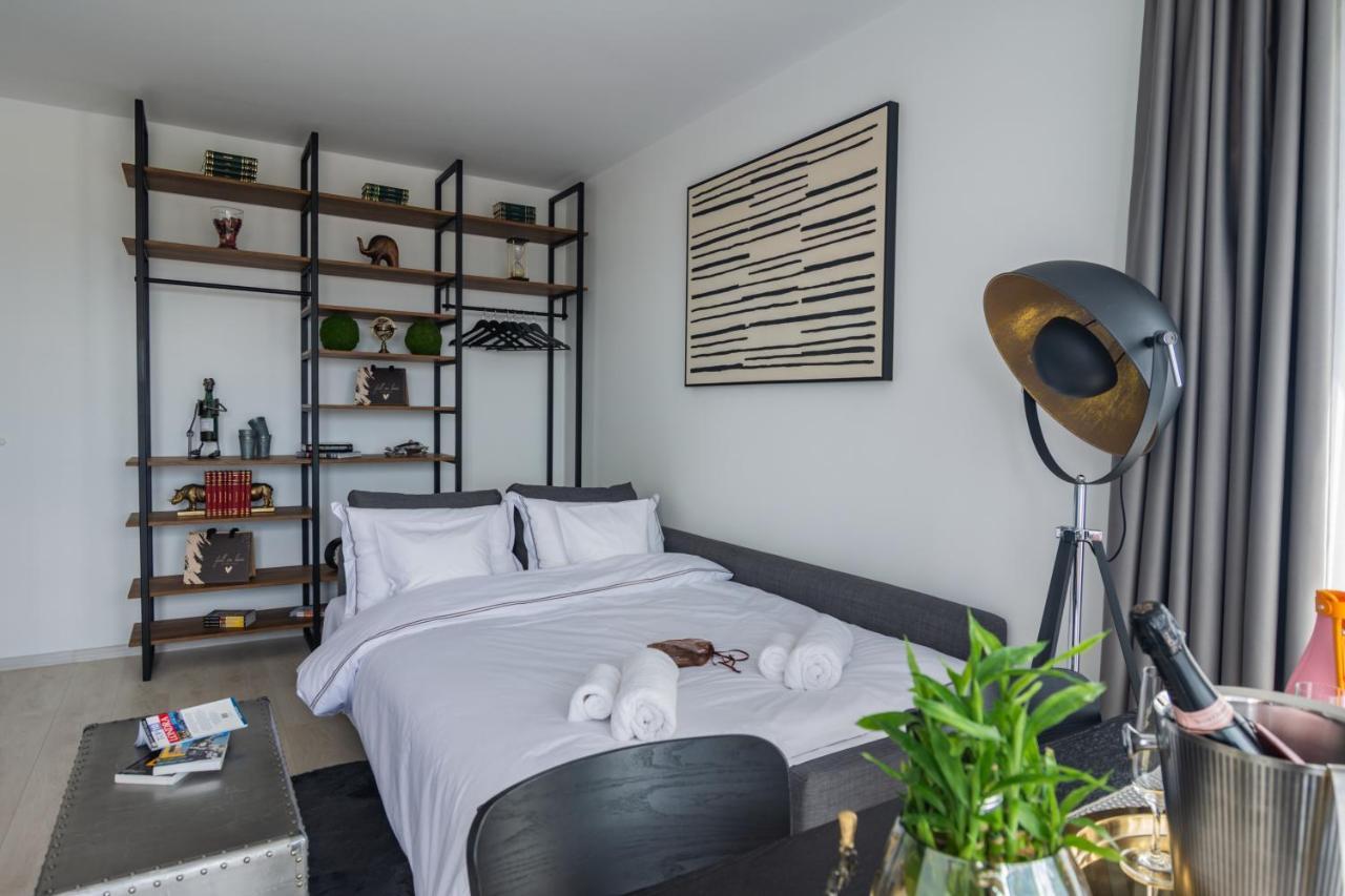 Amazing Condo In Brasov By Valentino - Free Garage Parking מראה חיצוני תמונה