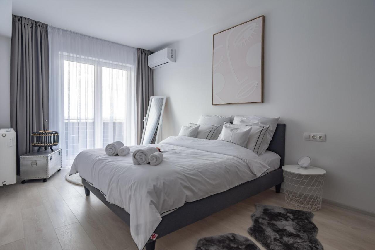 Amazing Condo In Brasov By Valentino - Free Garage Parking מראה חיצוני תמונה
